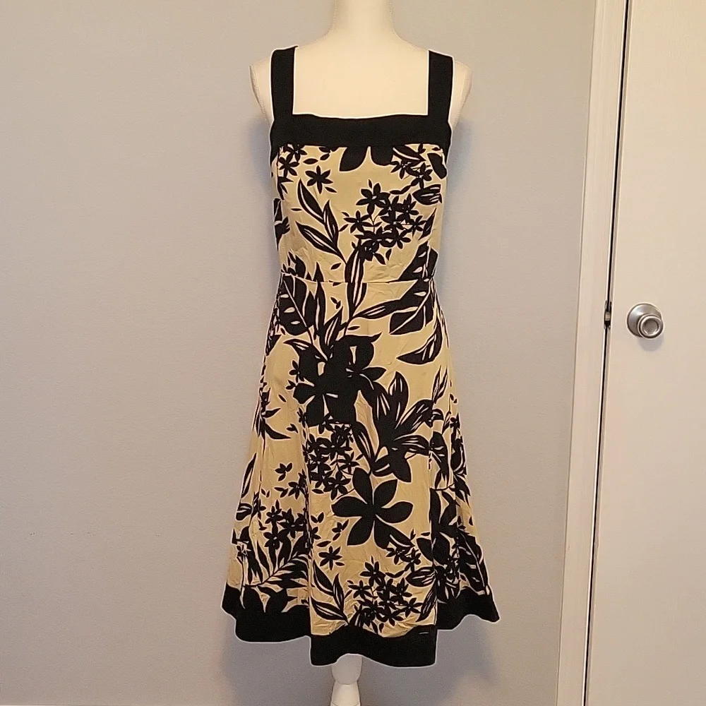 R&K Originals Black and Beige Floral Dress - Size 18 - Picture 1 of 4
